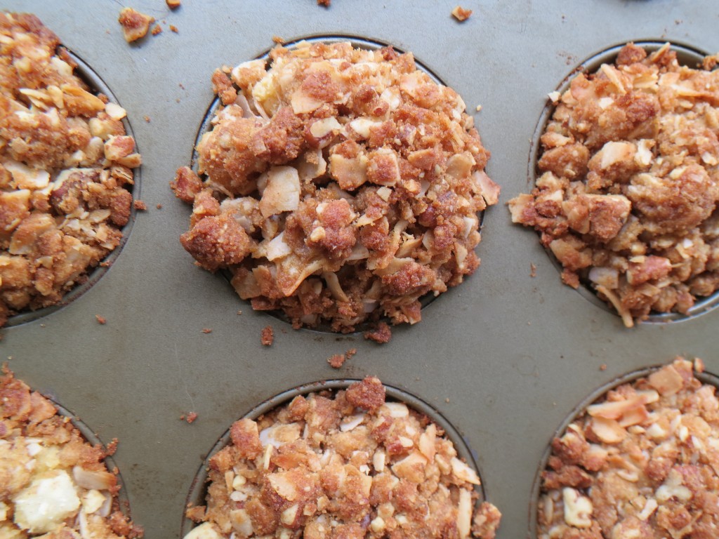 Pear and Sour Cream Muffins with Streusel Topping